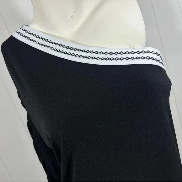 NWT NY & CO Women’s Sz M one shoulder black white blouse 3/4 Sleeve stretch - Picture 5 of 10